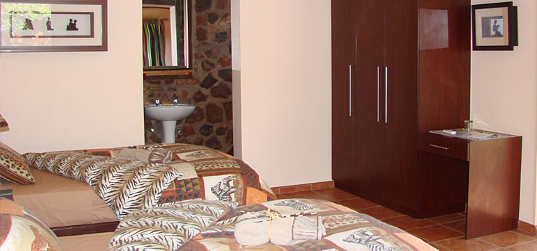 lounge, african namibia hunting safari onduri